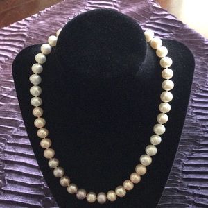 18” multicolored cultured and freshwater pearls .